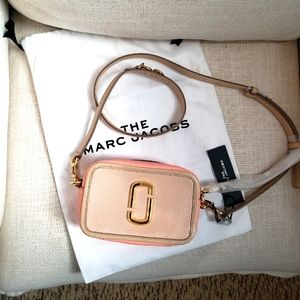 MARC JACOBS 100% REAL LEATHER SNAPSHOT BAG IN PINK